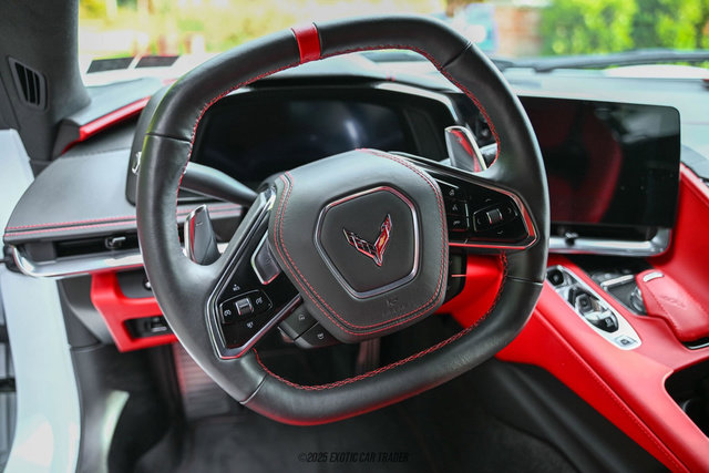 Used 2020 Chevrolet Corvette Stingray Premium Cpe w/ 3LT Preferred Equipment Group image 37