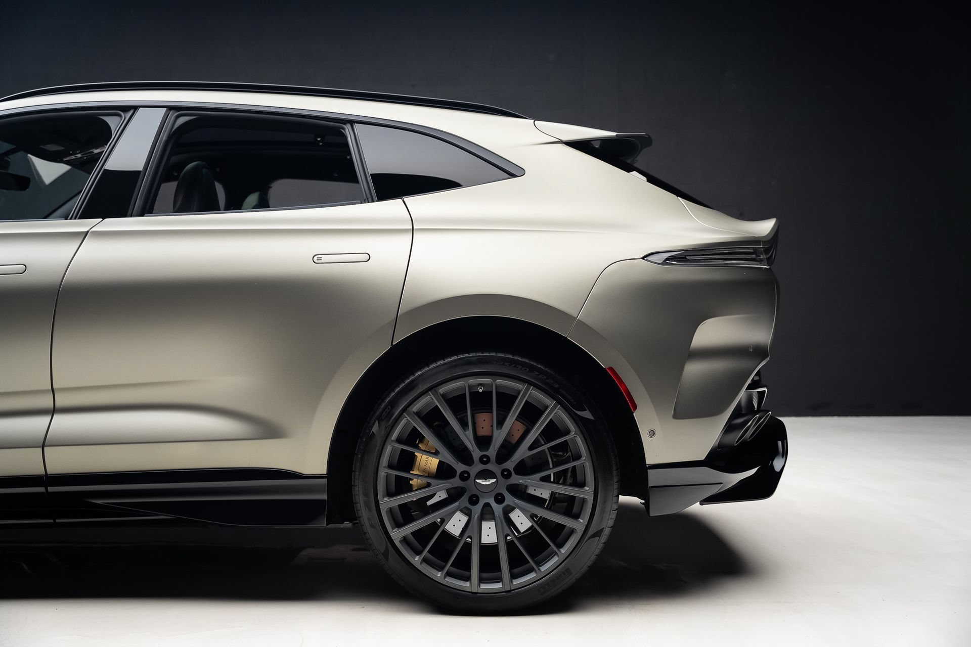 Used 2023 Aston Martin DBX 707 AWD/4WD image 20