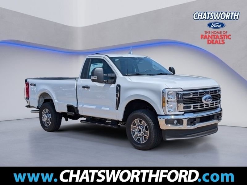 New 2025 Ford F350 XLT