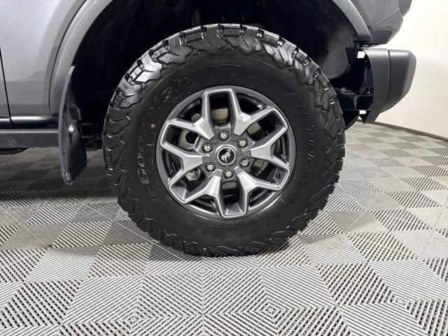 Used 2023 Ford Bronco Badlands image 11