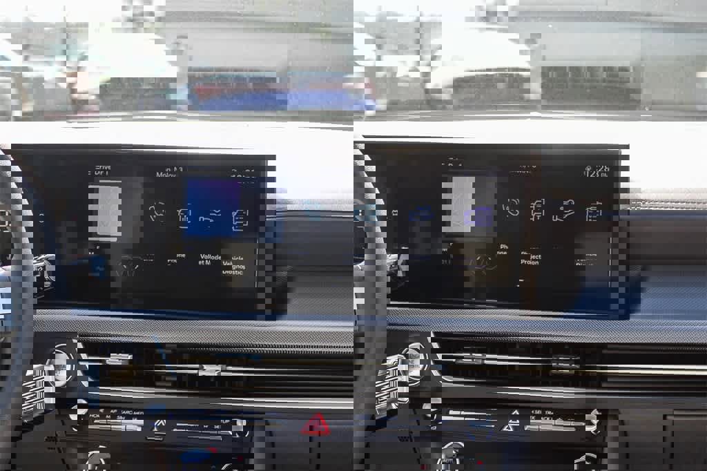 Certified 2024 Hyundai Sonata SEL image 17