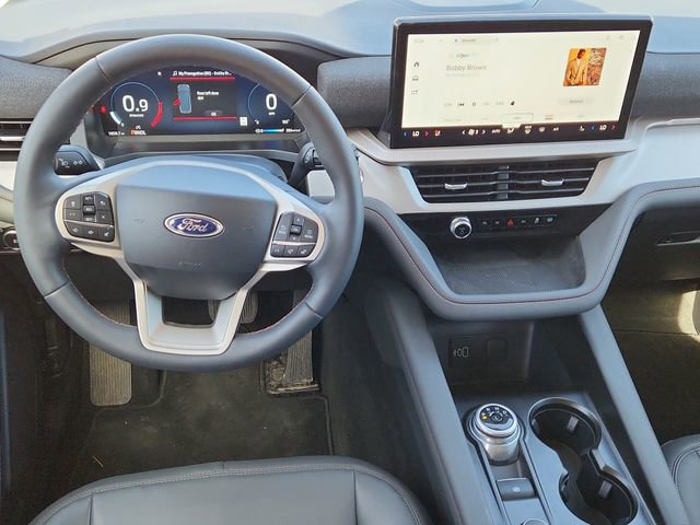 Used 2026 Ford Explorer Active w/ Active Comfort Package image 12