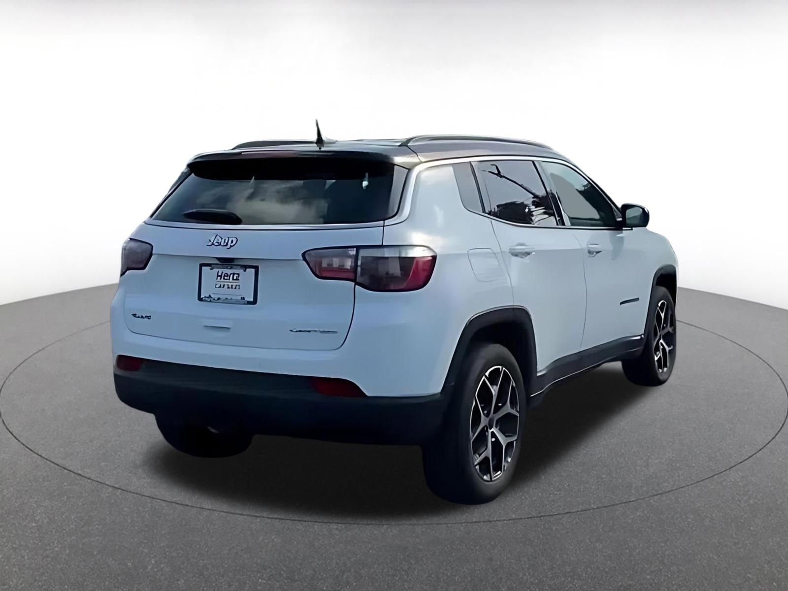 Used 2025 Jeep Compass Limited AWD/4WD image 14