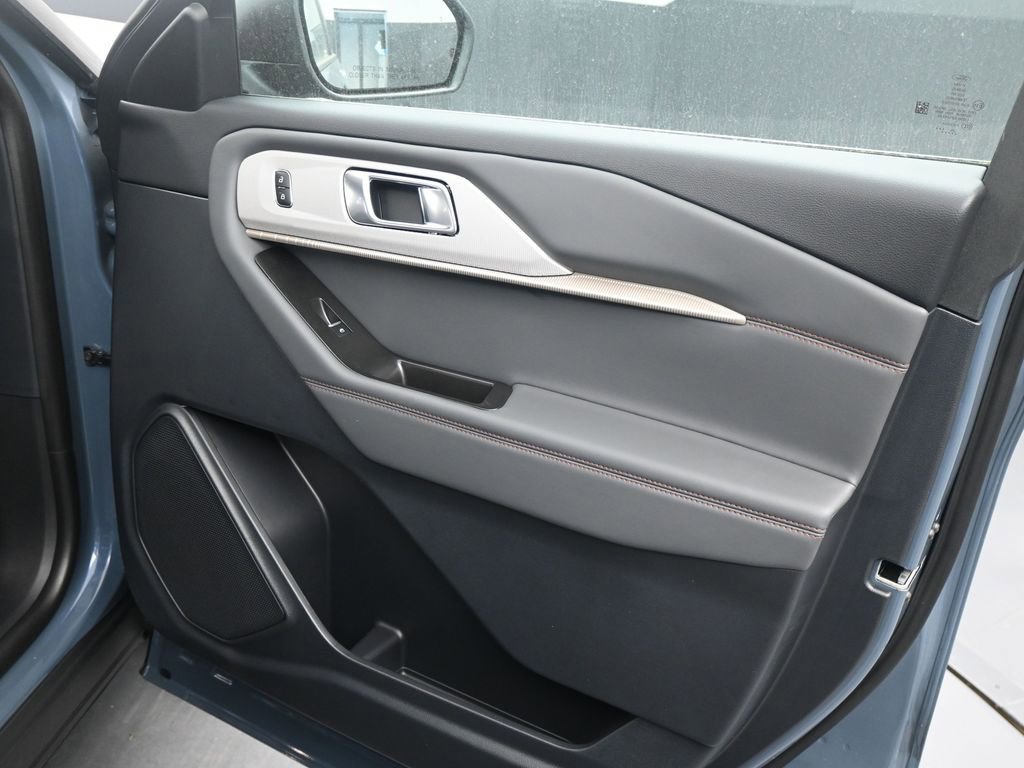 New 2026 Ford Explorer Active w/ Active Comfort Package image 6