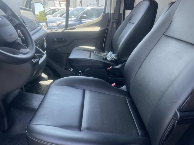 New 2026 Ford Transit 150 148 Medium Roof RWD image 18