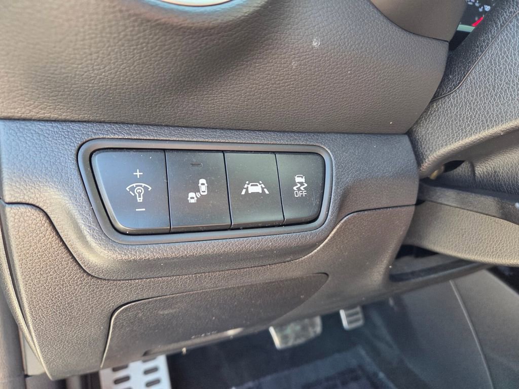 Used 2021 Kia Forte GT image 24