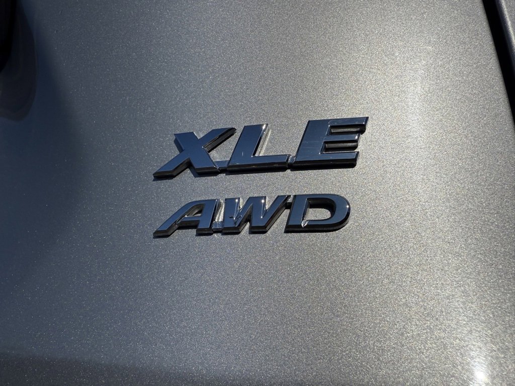 Used 2024 Toyota RAV4 XLE w/ Weather Package image 7