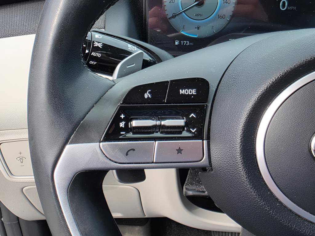 Certified 2022 Hyundai Tucson Limited w/ Cargo Package image 26