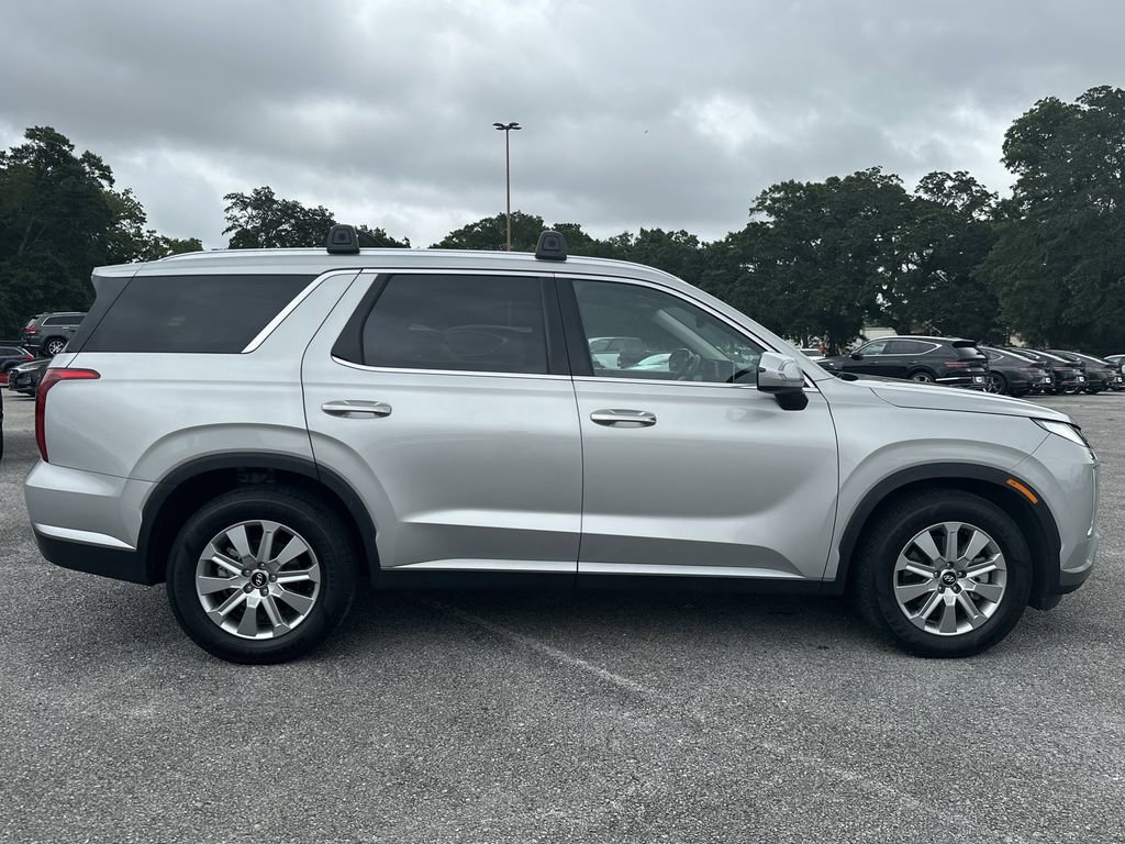 Used 2023 Hyundai Palisade SEL FWD image 9