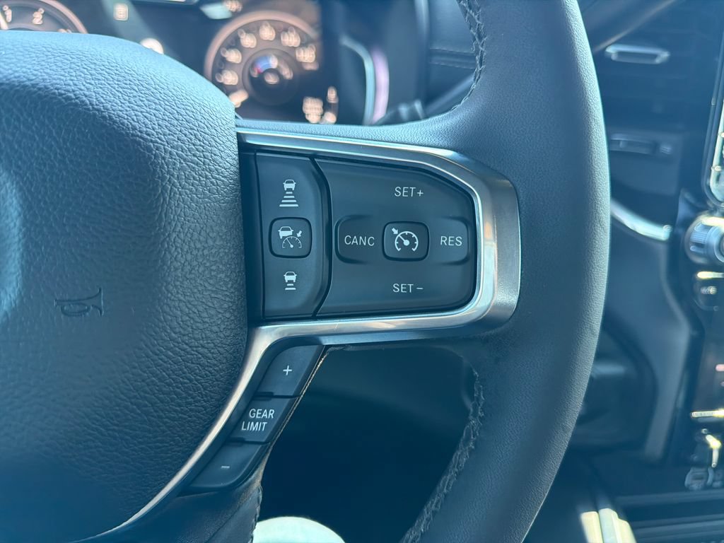 Used 2026 RAM 3500 Laramie AWD/4WD image 15