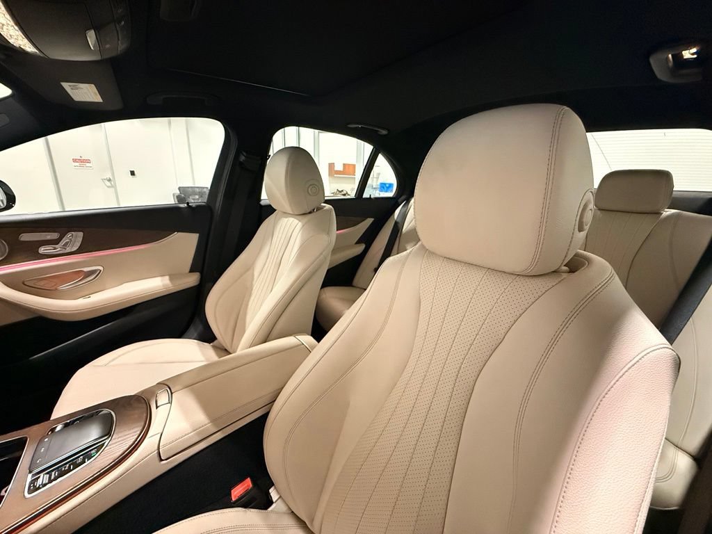 Used 2022 Mercedes-Benz E 350 Sedan w/ AMG Line Exterior image 20
