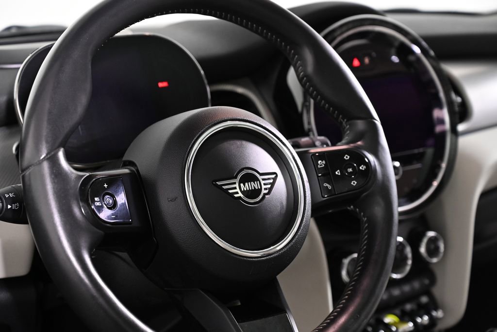 Certified 2023 MINI Cooper SE FWD image 11