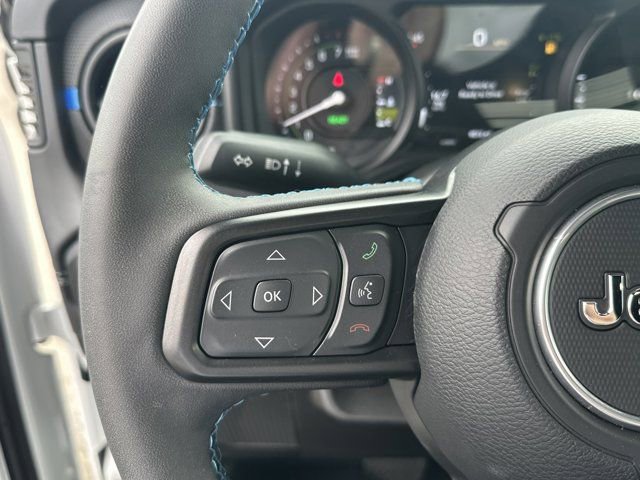 Certified 2025 Jeep Wrangler Unlimited Rubicon 4xe w/ Convenience Group image 23