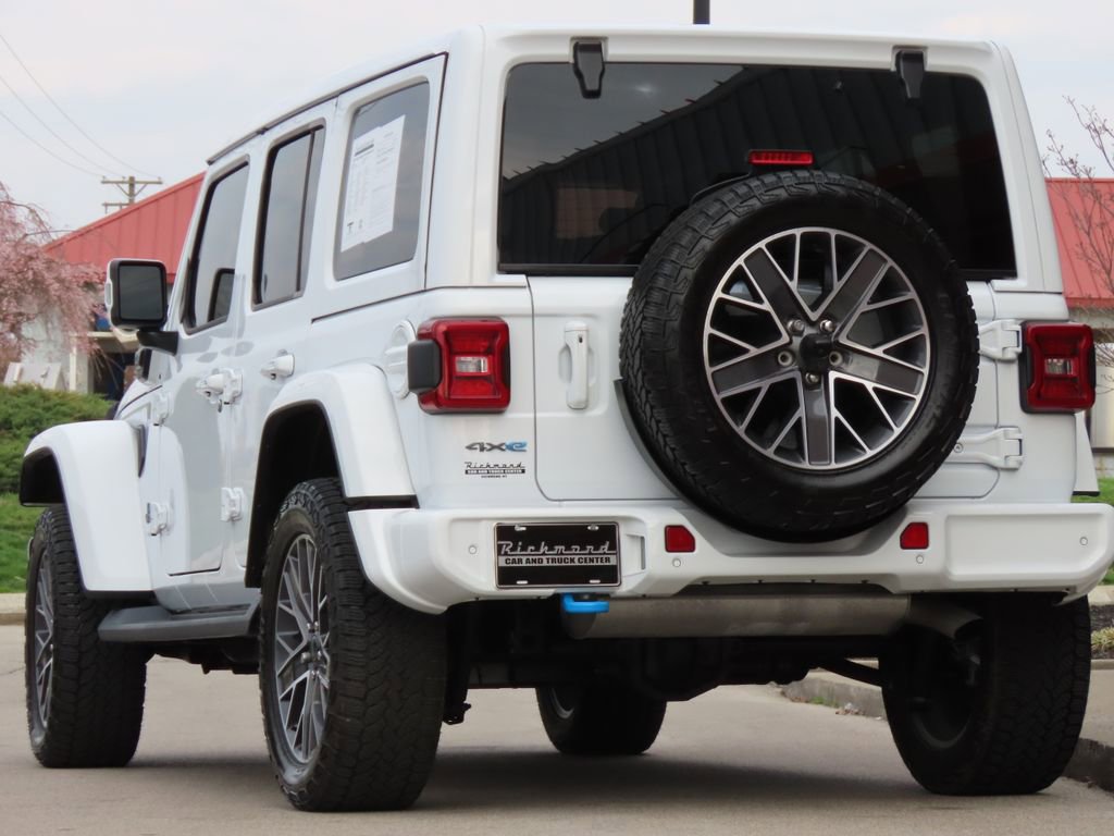 Used 2024 Jeep Wrangler High Altitude image 32