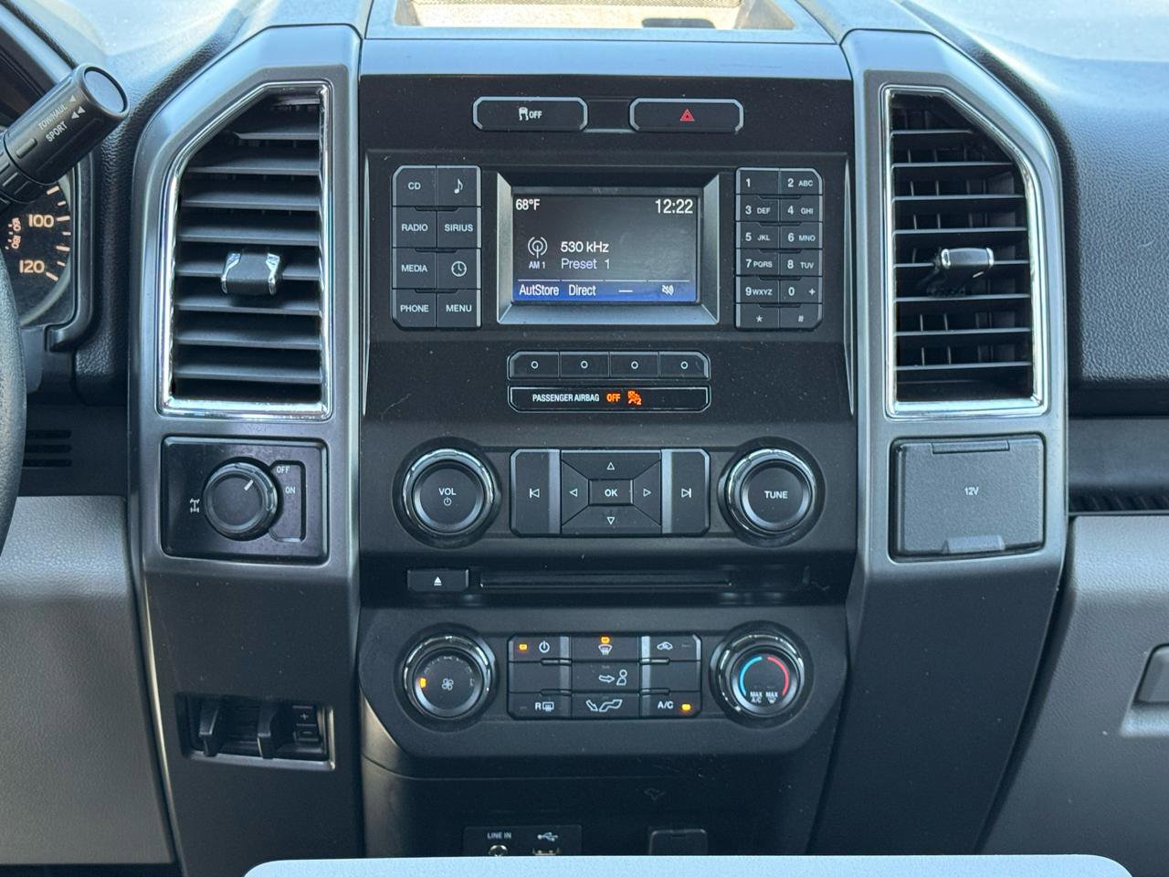 Used 2015 Ford F150 XLT w/ Equipment Group 301A Mid RWD image 20