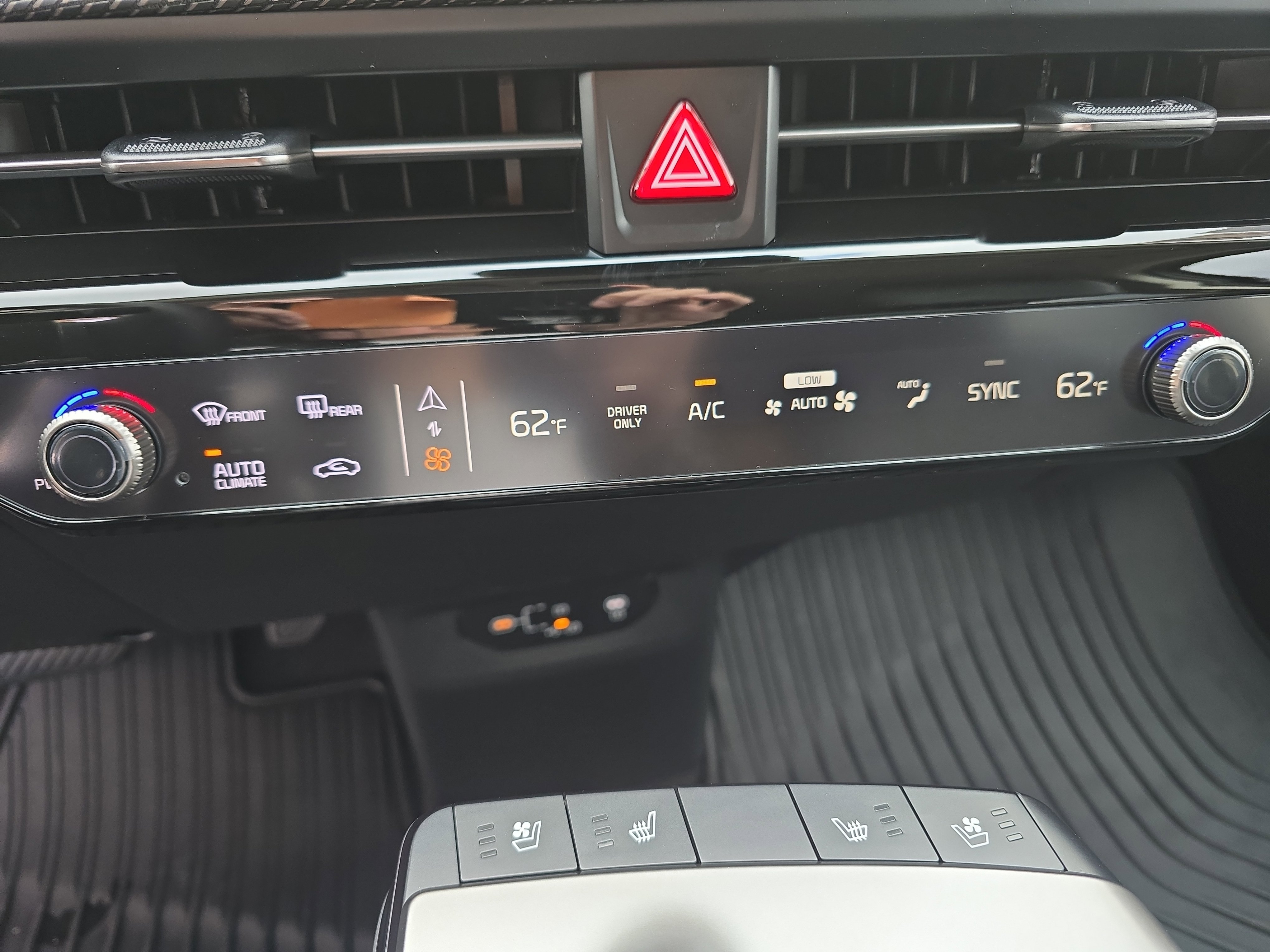 New 2025 Kia EV6 Wind image 22