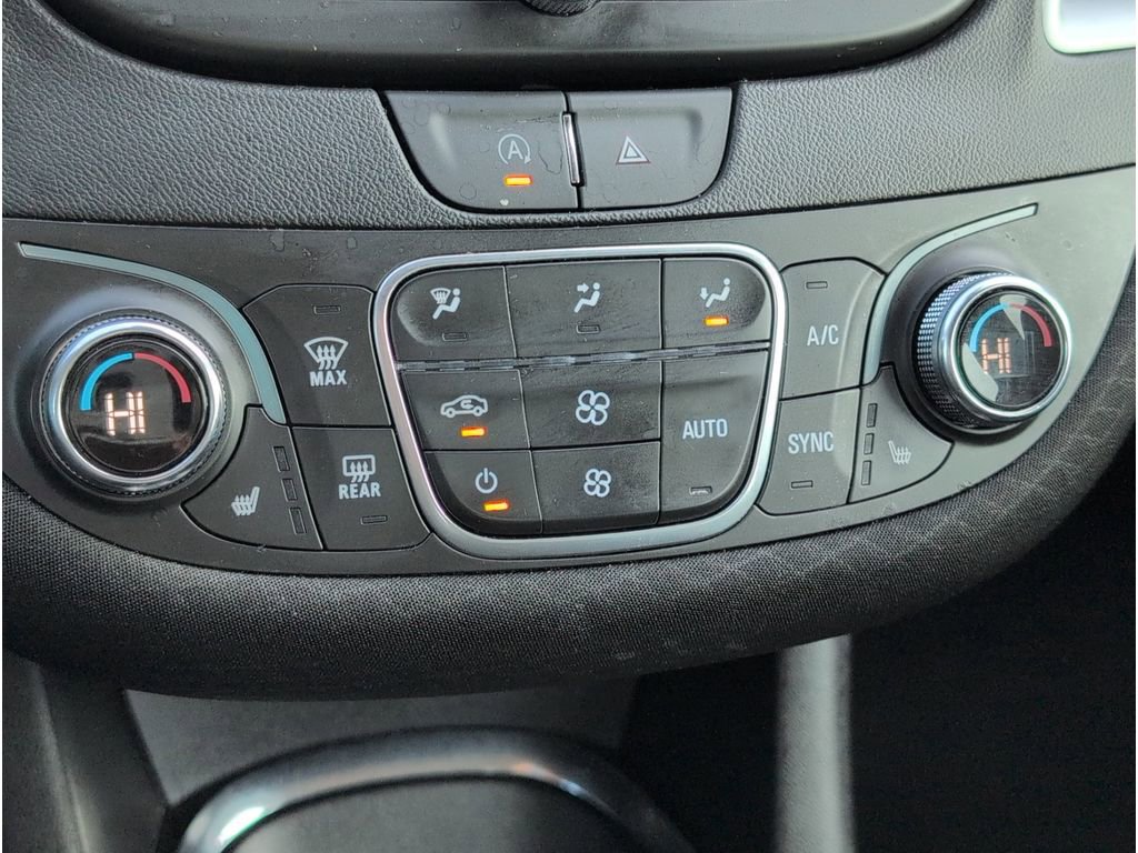 Used 2024 Chevrolet Malibu LT image 16