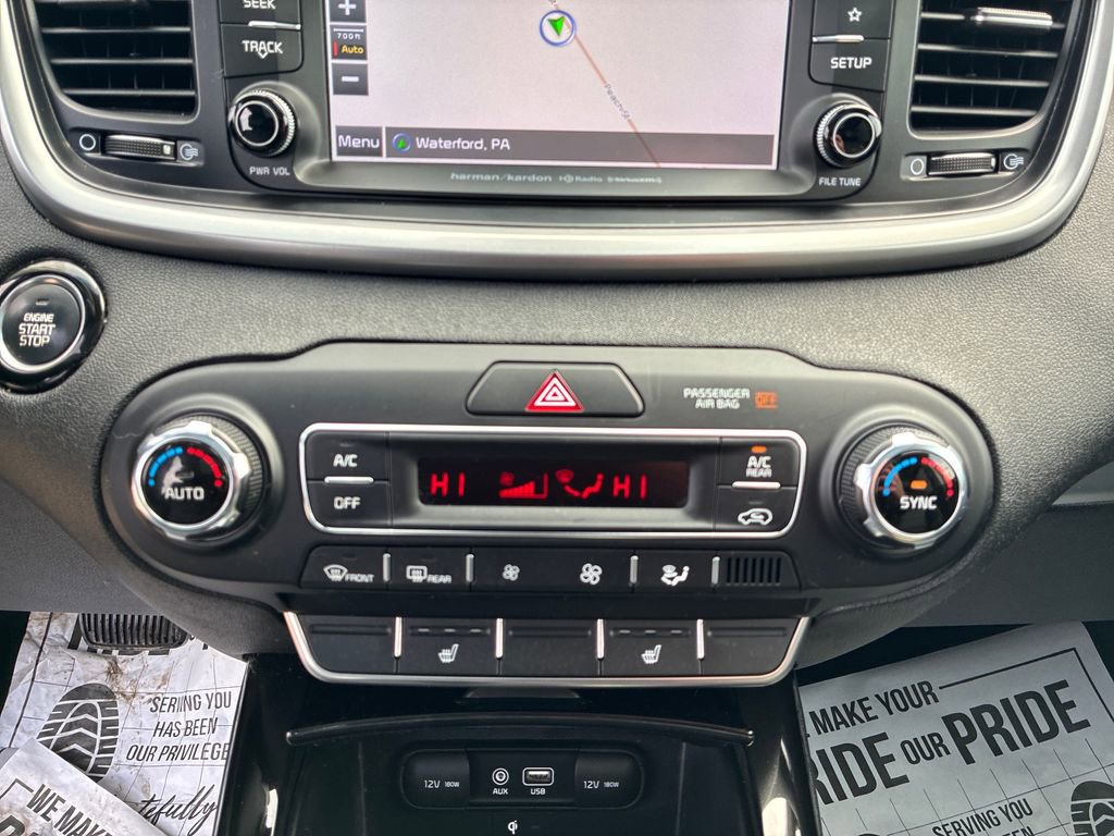 Used 2019 Kia Sorento SX image 22