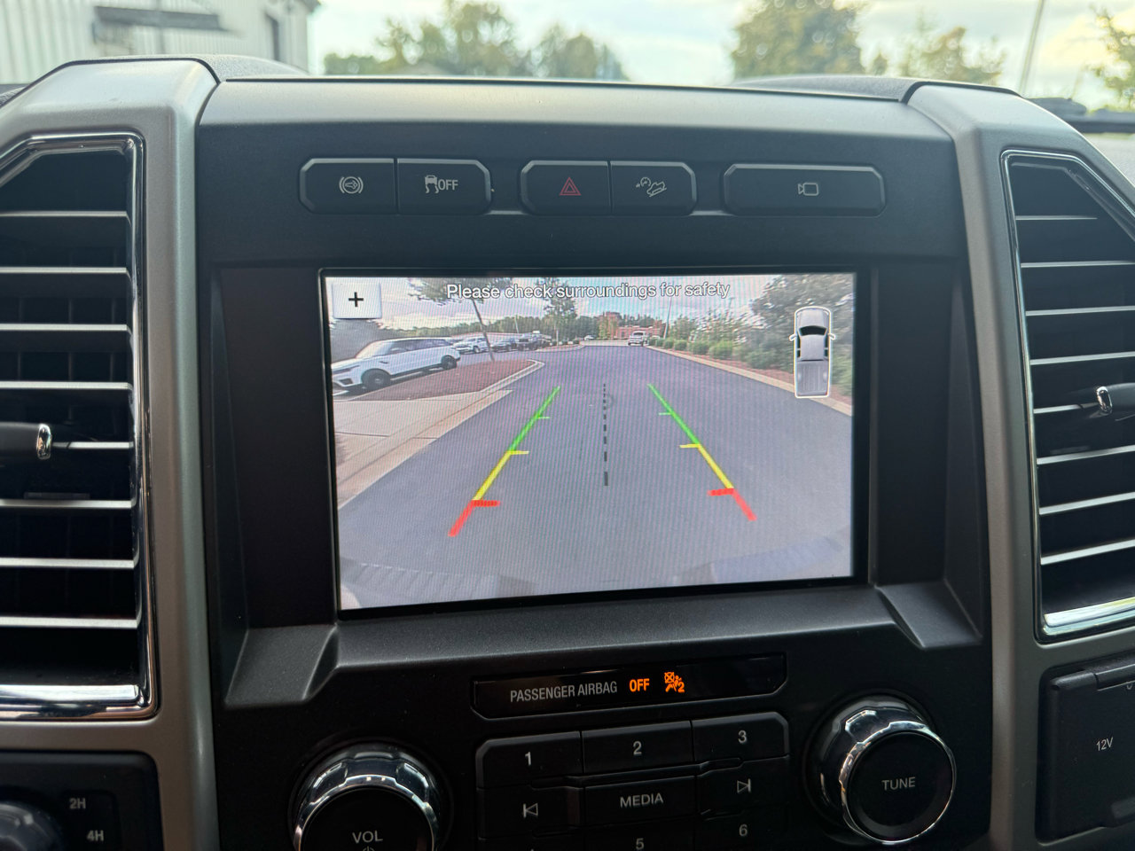 Used 2017 Ford F250 Lariat w/ Lariat Value Package image 19