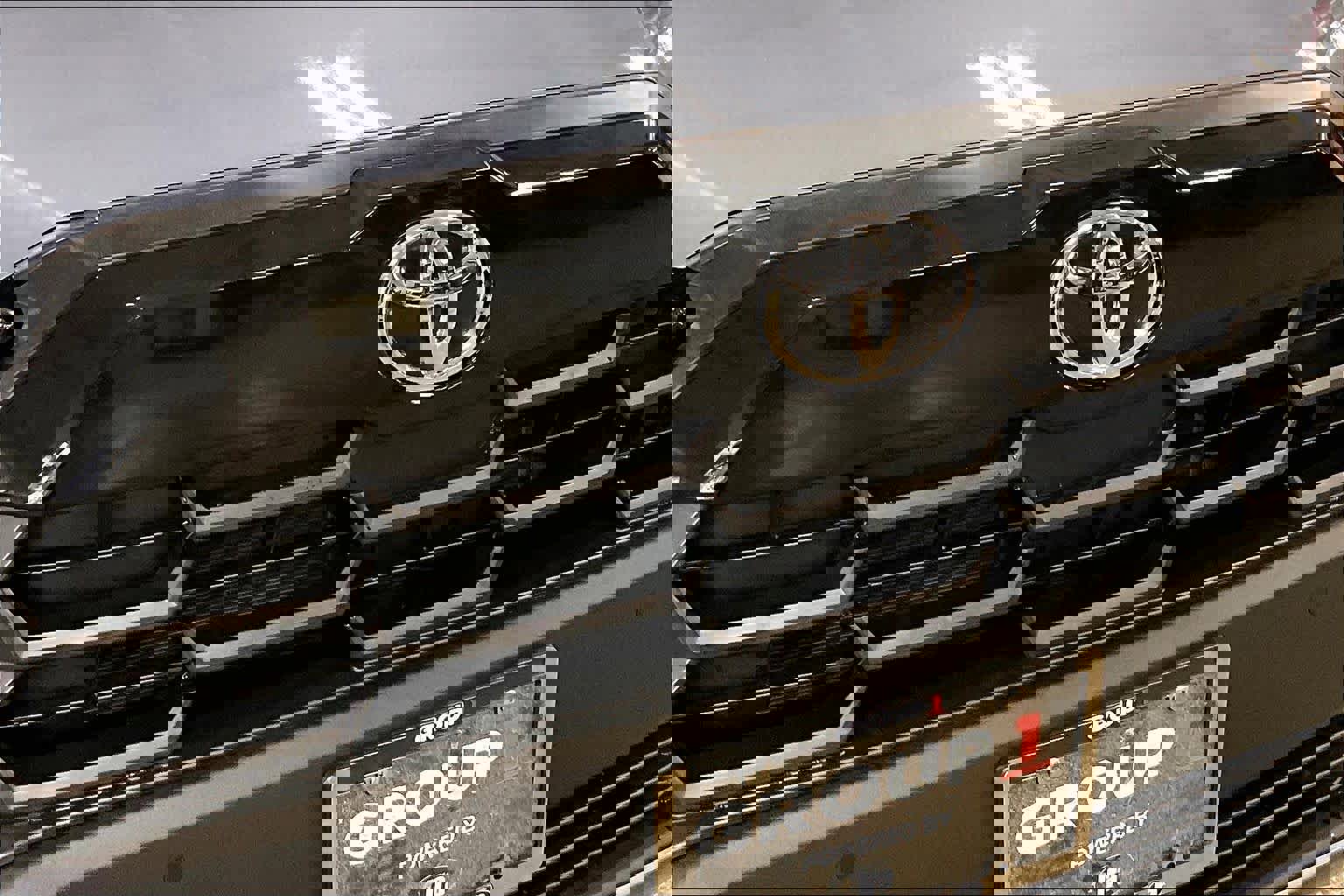 Used 2026 Toyota Corolla Cross XLE w/ Convenience Package image 30