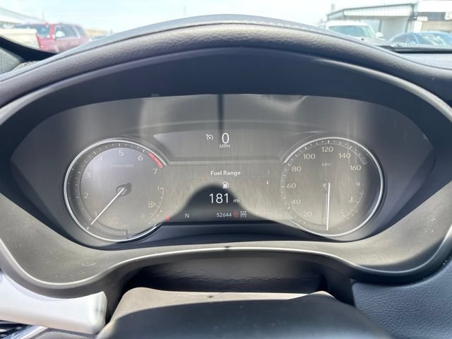 Used 2021 Cadillac XT4 Premium Luxury w/ Cold Weather Package AWD/4WD image 15