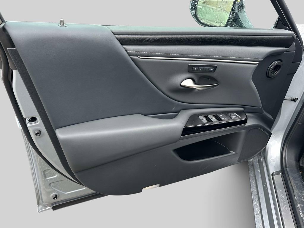 New 2025 Lexus ES 350 w/ Premium Package image 12