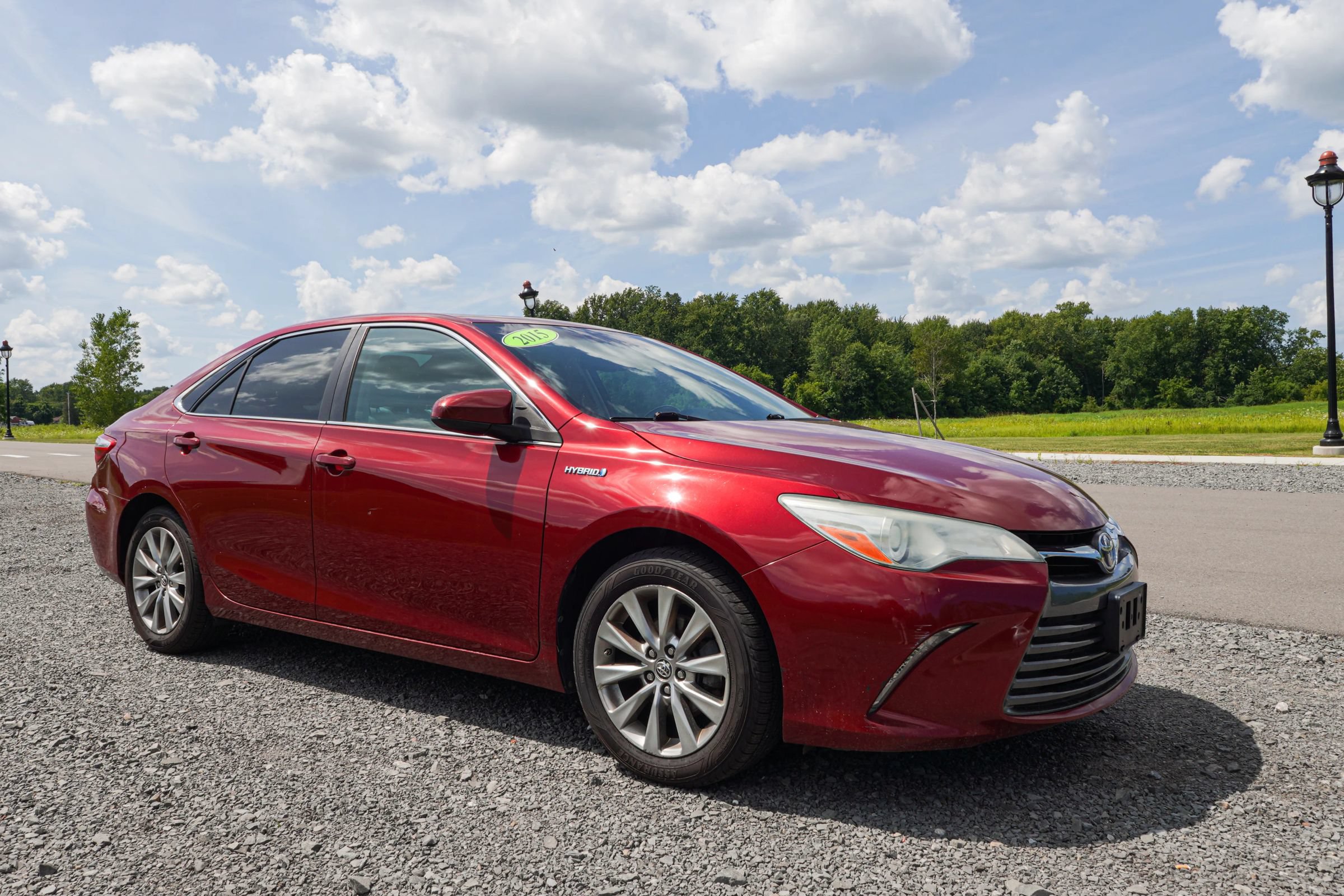 Used 2015 Toyota Camry XLE w/ Moonroof Package FWD image 5