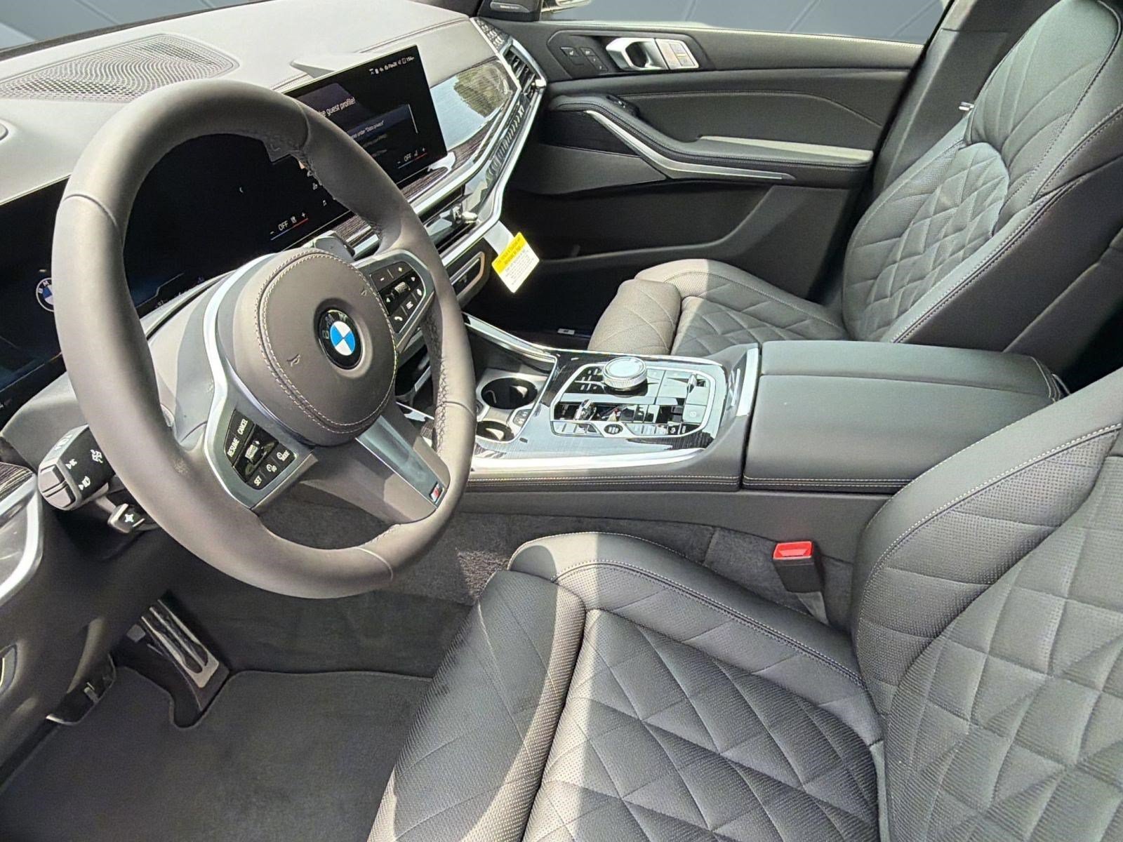 New 2027 BMW X7 xDrive40i w/ Executive Package AWD/4WD image 4