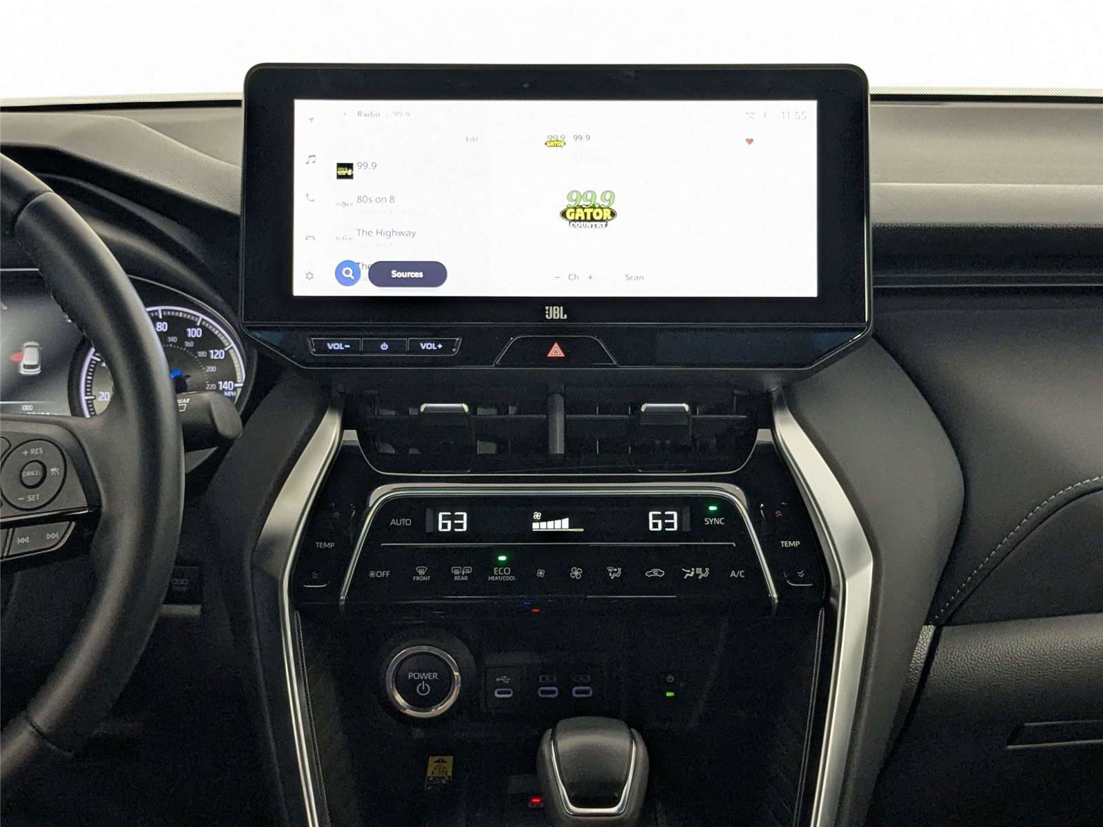 Certified 2024 Toyota Venza XLE AWD/4WD image 36