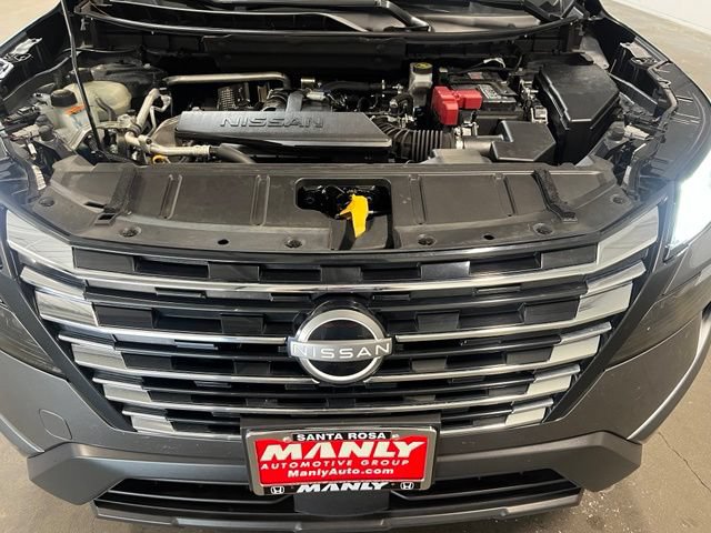 Used 2024 Nissan Rogue S AWD/4WD image 8