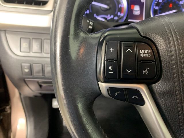 Used 2019 Toyota Highlander XLE w/ Protection Package #3 image 22