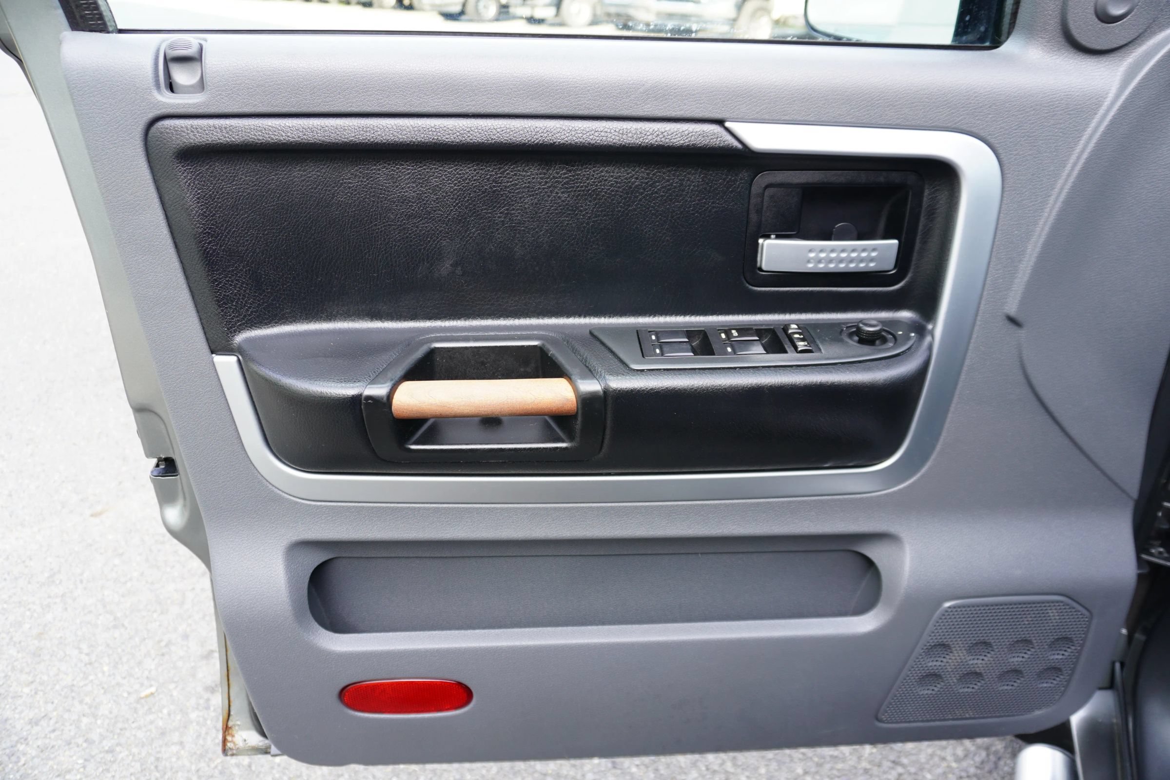 Used 2007 Mitsubishi Raider LS AWD/4WD image 13