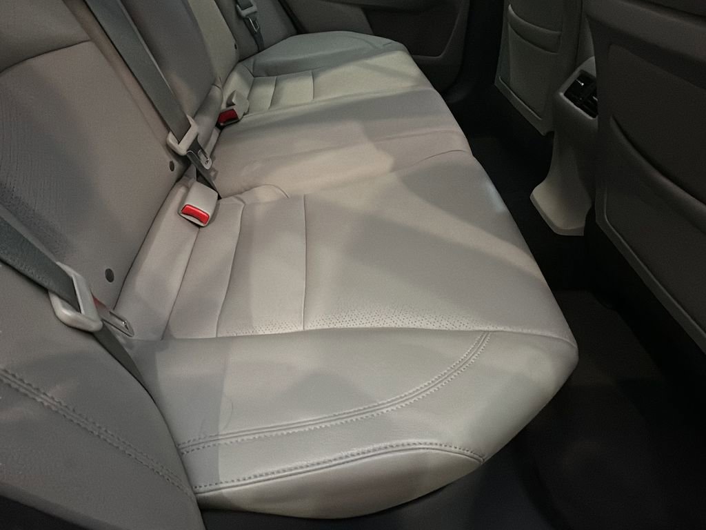 Used 2013 Honda Accord EX-L image 16