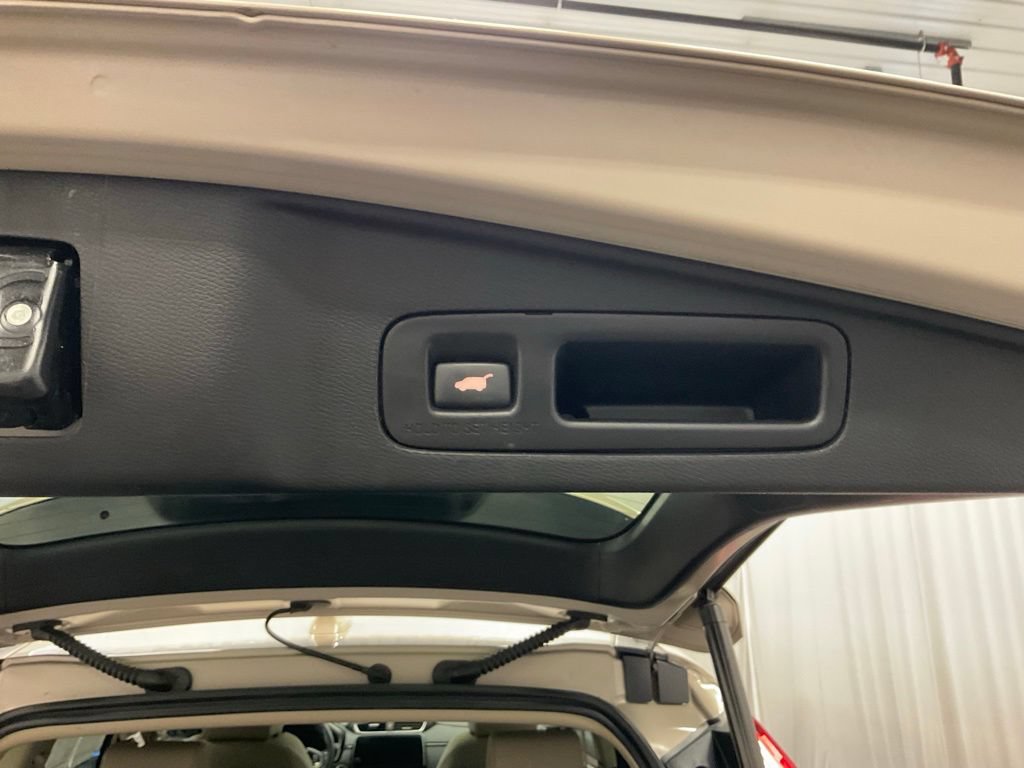 Used 2019 Honda CR-V Touring image 28