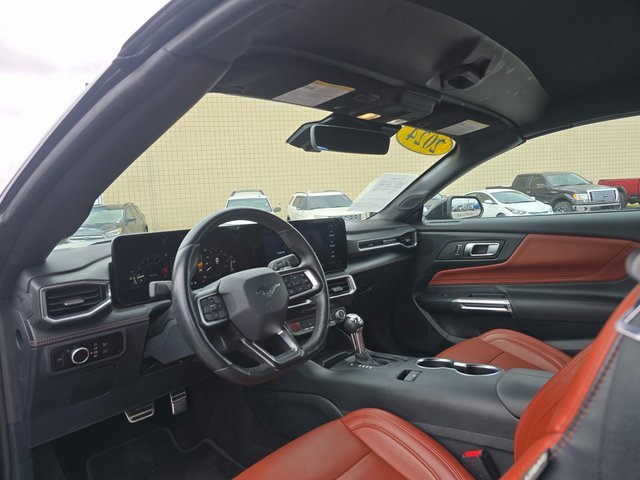 Used 2024 Ford Mustang GT Premium image 11