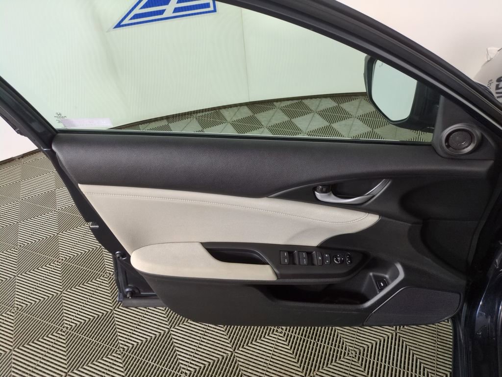 Used 2021 Honda Insight EX image 14