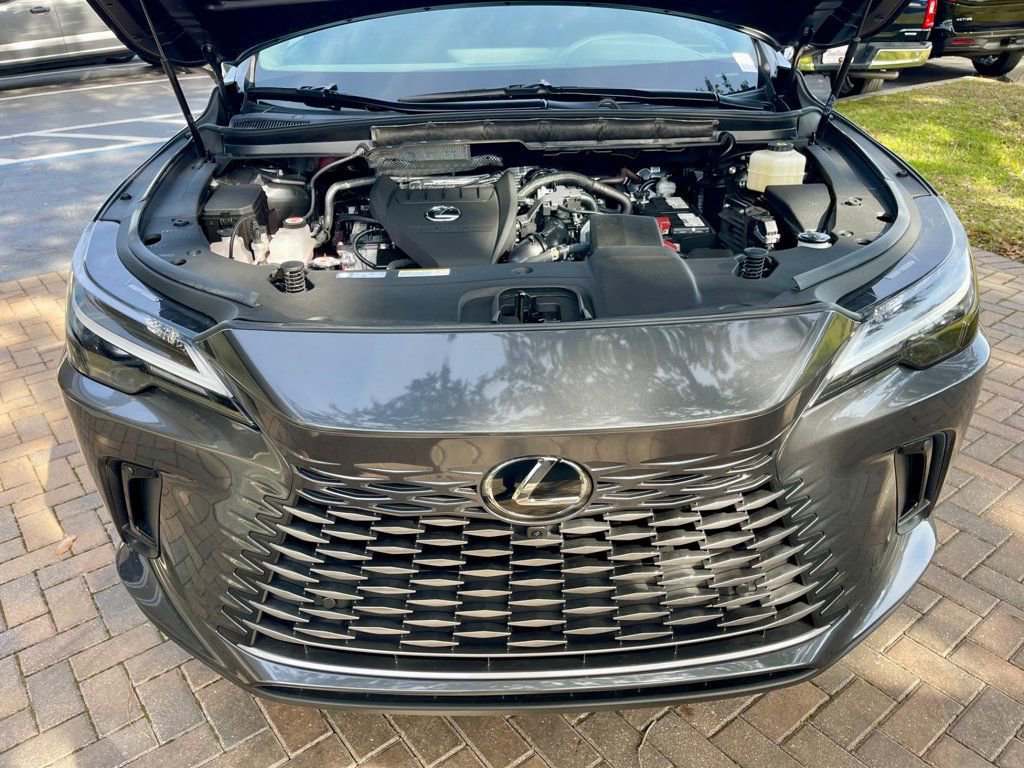 Used 2025 Lexus RX 350 Premium image 18