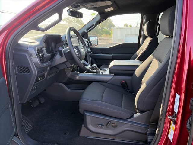 New 2026 Ford F150 XLT w/ Equipment Group 302A MID AWD/4WD image 10