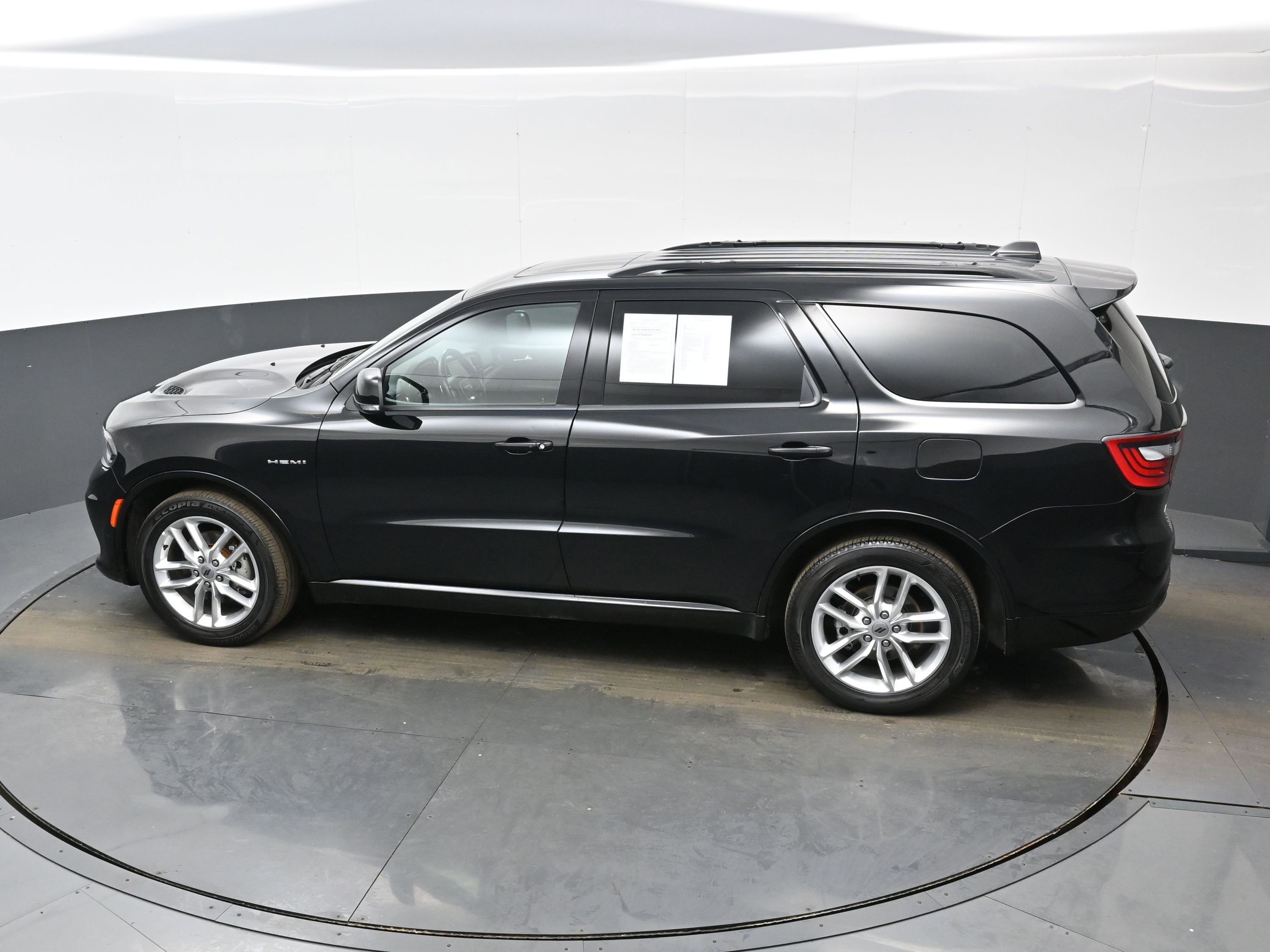 Used 2024 Dodge Durango R/T AWD/4WD image 35