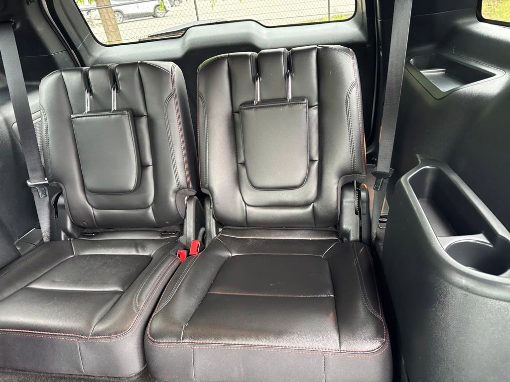 Used 2018 Ford Explorer Sport w/ Equipment Group 401A AWD/4WD image 37