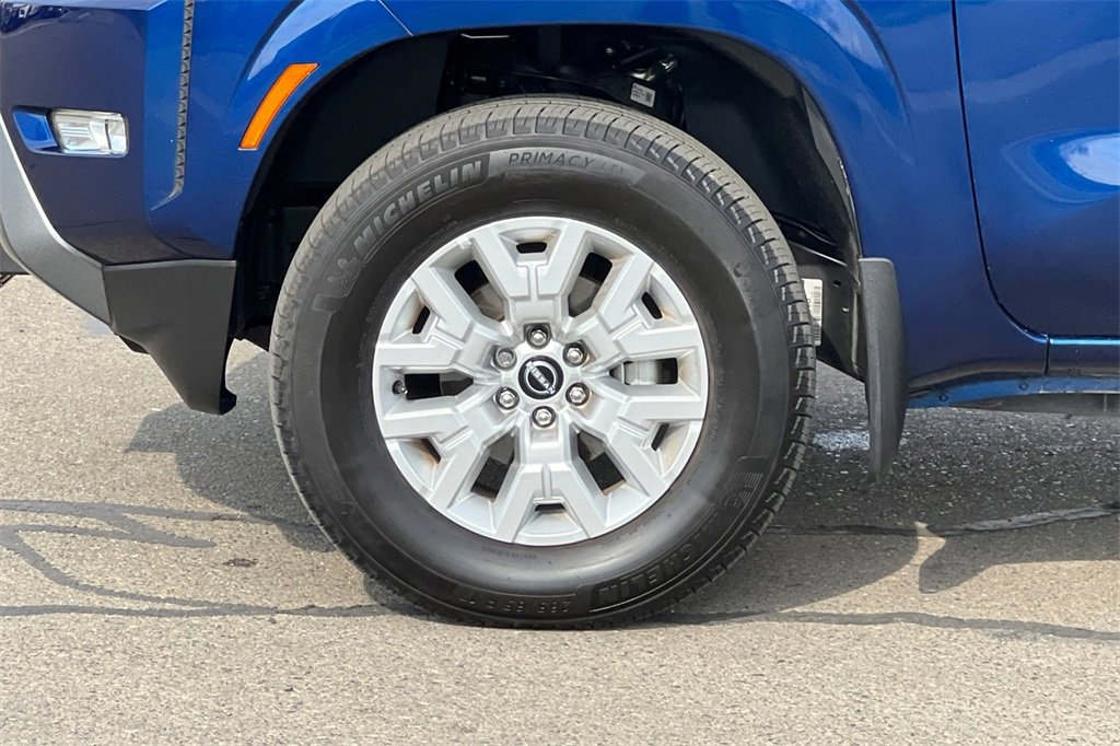 Used 2023 Nissan Frontier SV w/ SV Convenience Package image 28