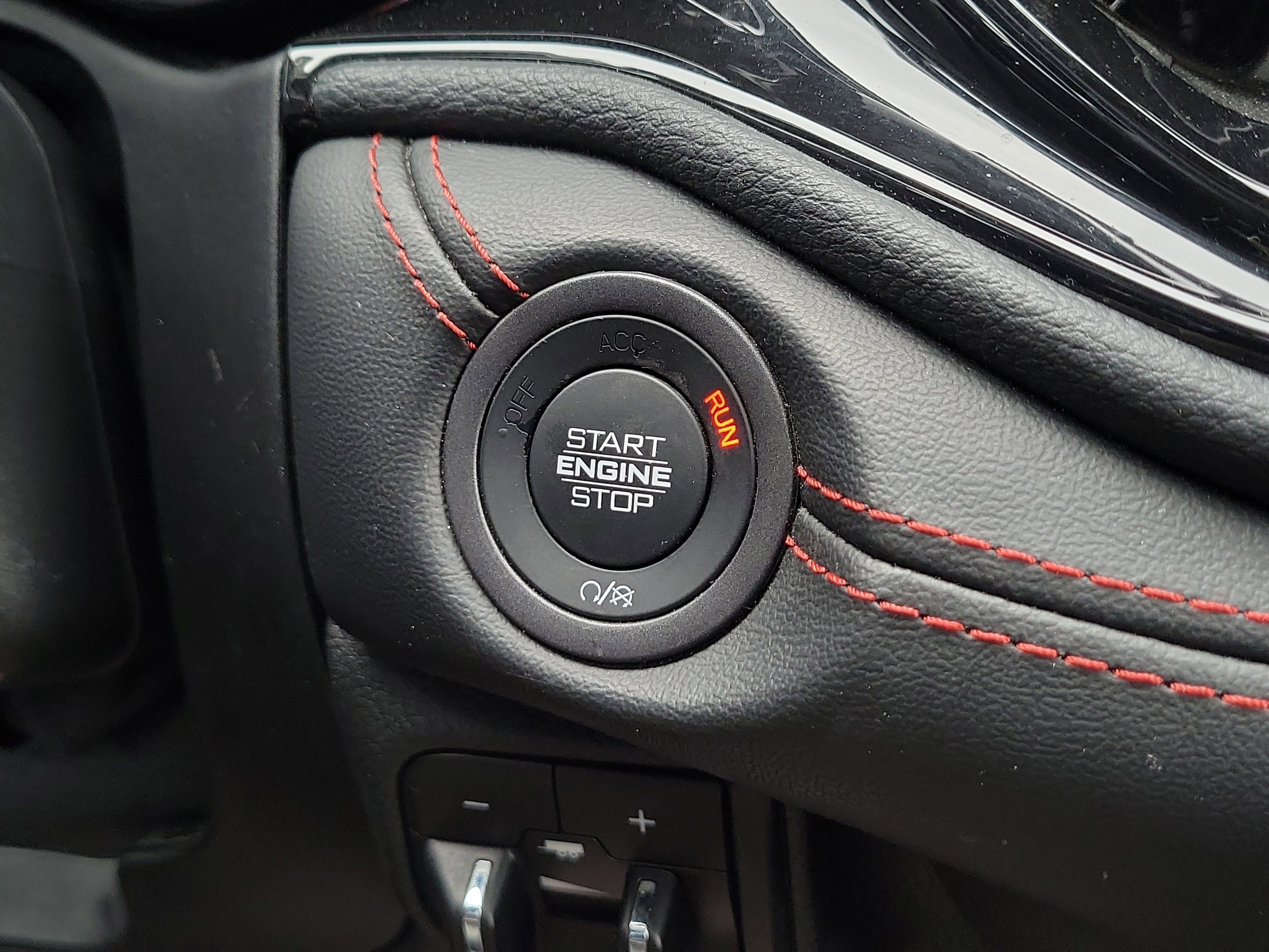 Used 2024 Dodge Durango GT image 29