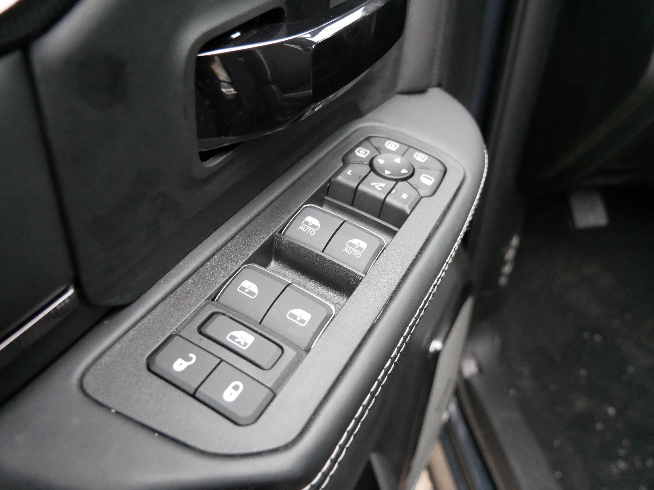 New 2026 RAM 2500 Rebel w/ Rebel Level 2 Equipment Group image 12