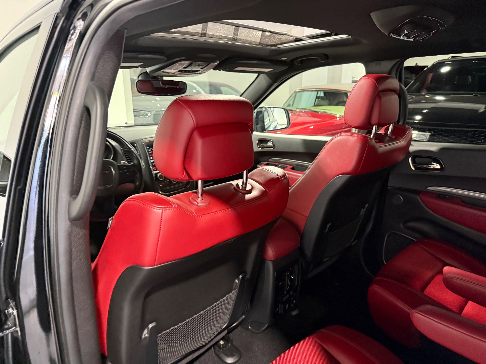Used 2020 Dodge Durango R/T w/ Blacktop Package AWD/4WD image 48