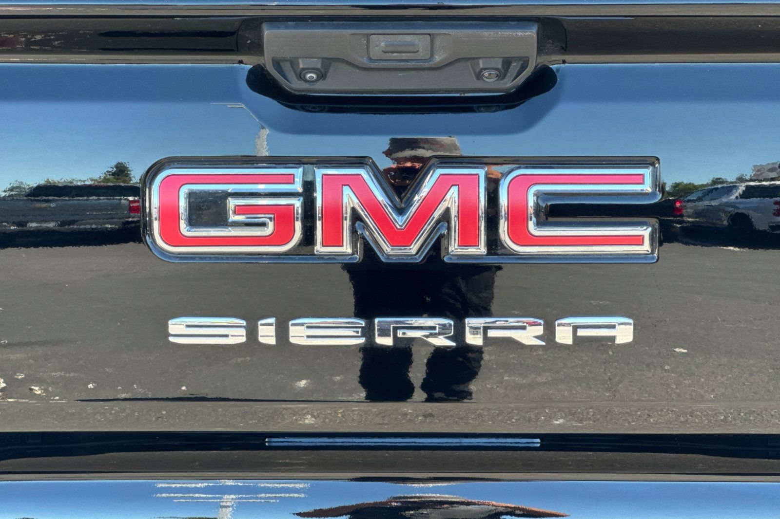 Used 2024 GMC Sierra 1500 SLE RWD image 46