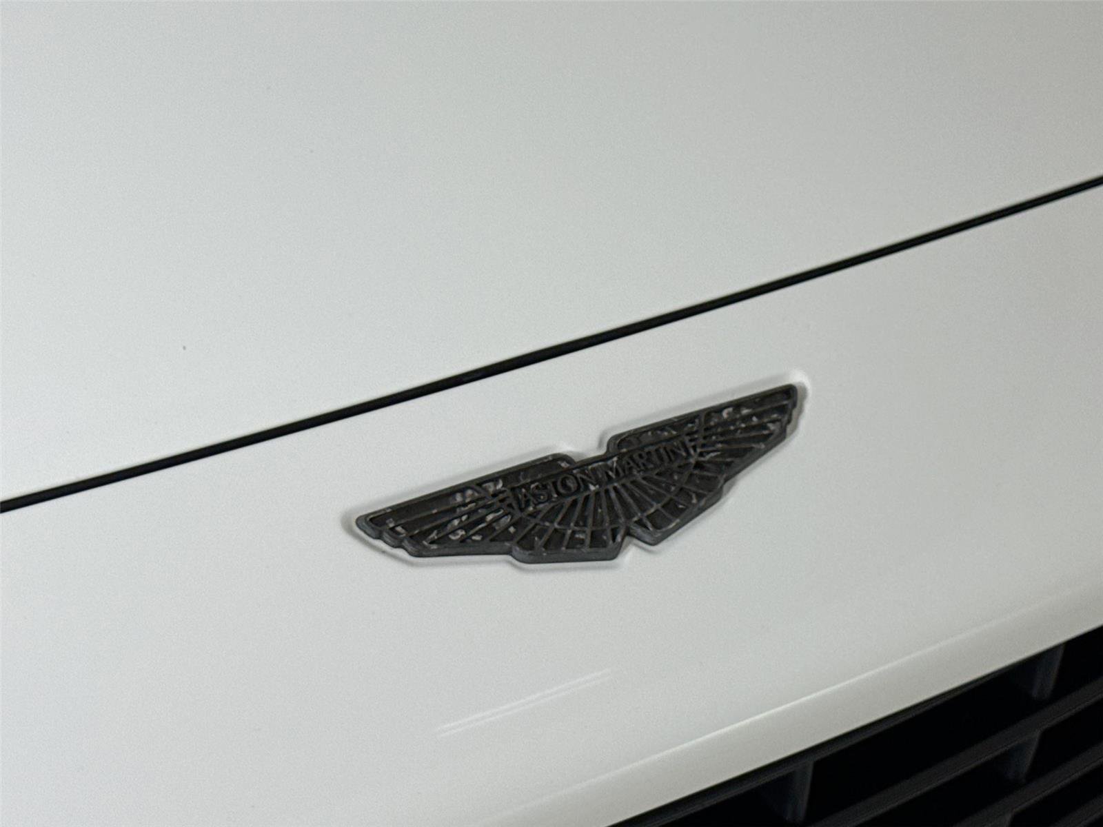 Used 2021 Aston Martin DBX image 38