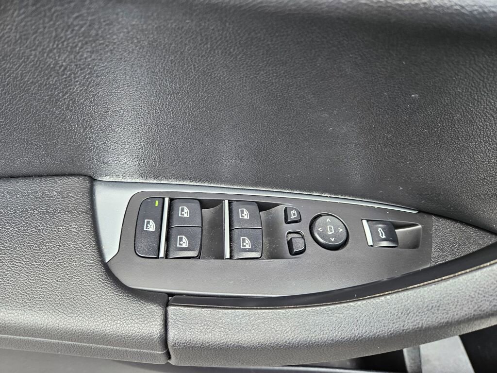 Used 2019 BMW X3 xDrive30i w/ Convenience Package image 17