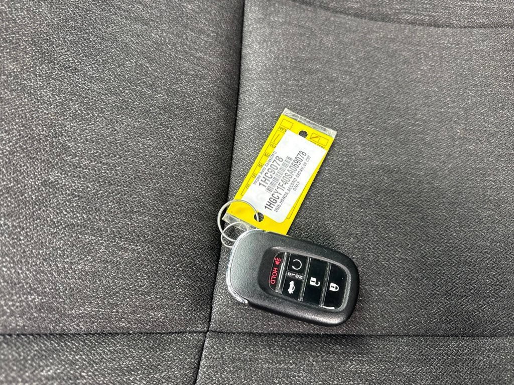 Used 2025 Honda Accord SE image 21