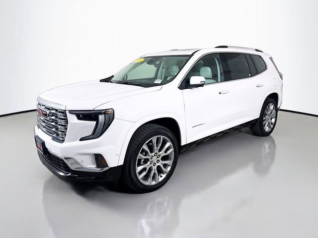 Used 2024 GMC Acadia Denali w/ Super Cruise Package image 4