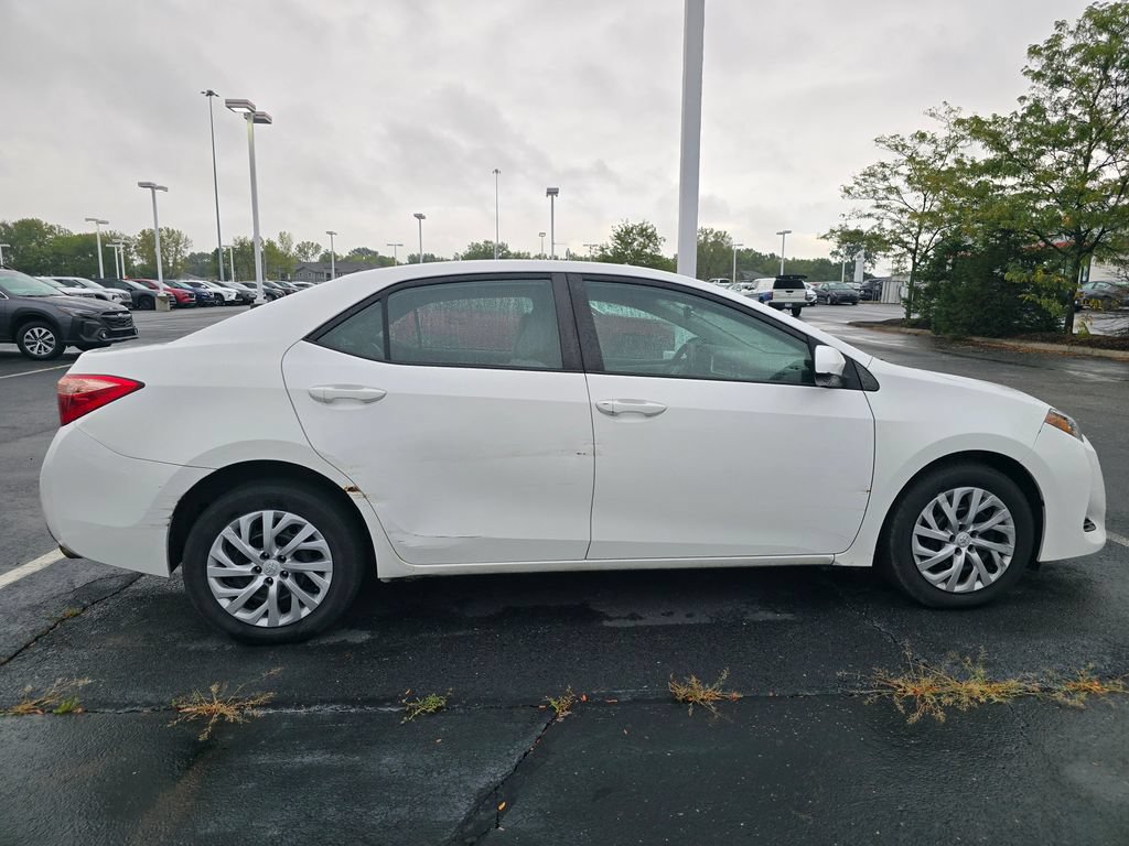 Used 2019 Toyota Corolla LE FWD image 9